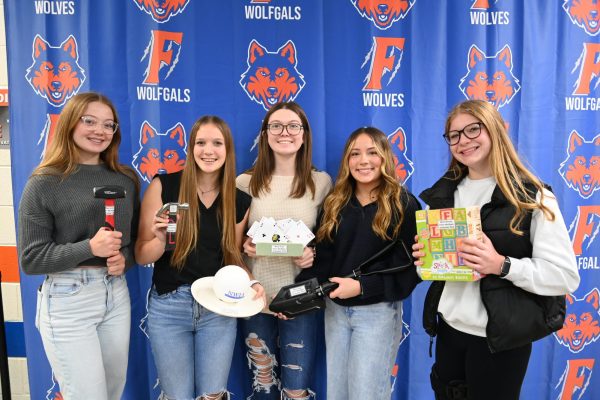 Wolfgals Celebrate a Challenging Volleyball Season